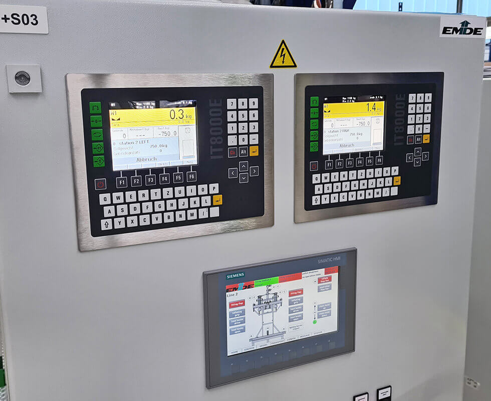 Control cabinet with SysTec weighing terminals